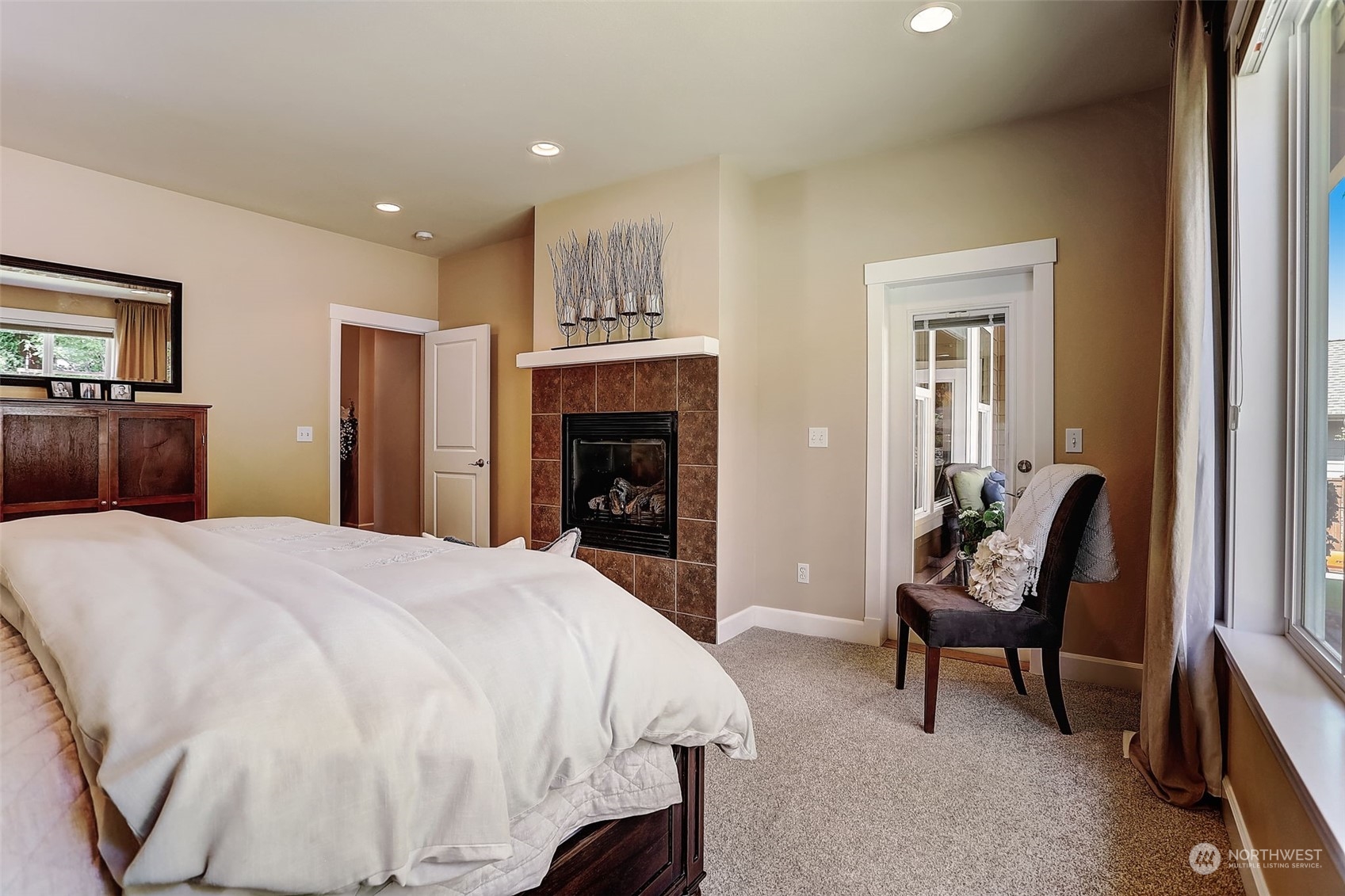 11407 66th Avenue NW