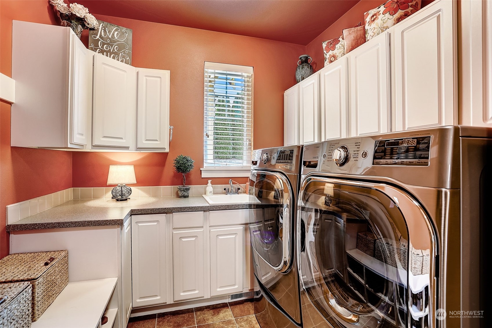 11407 66th Avenue NW