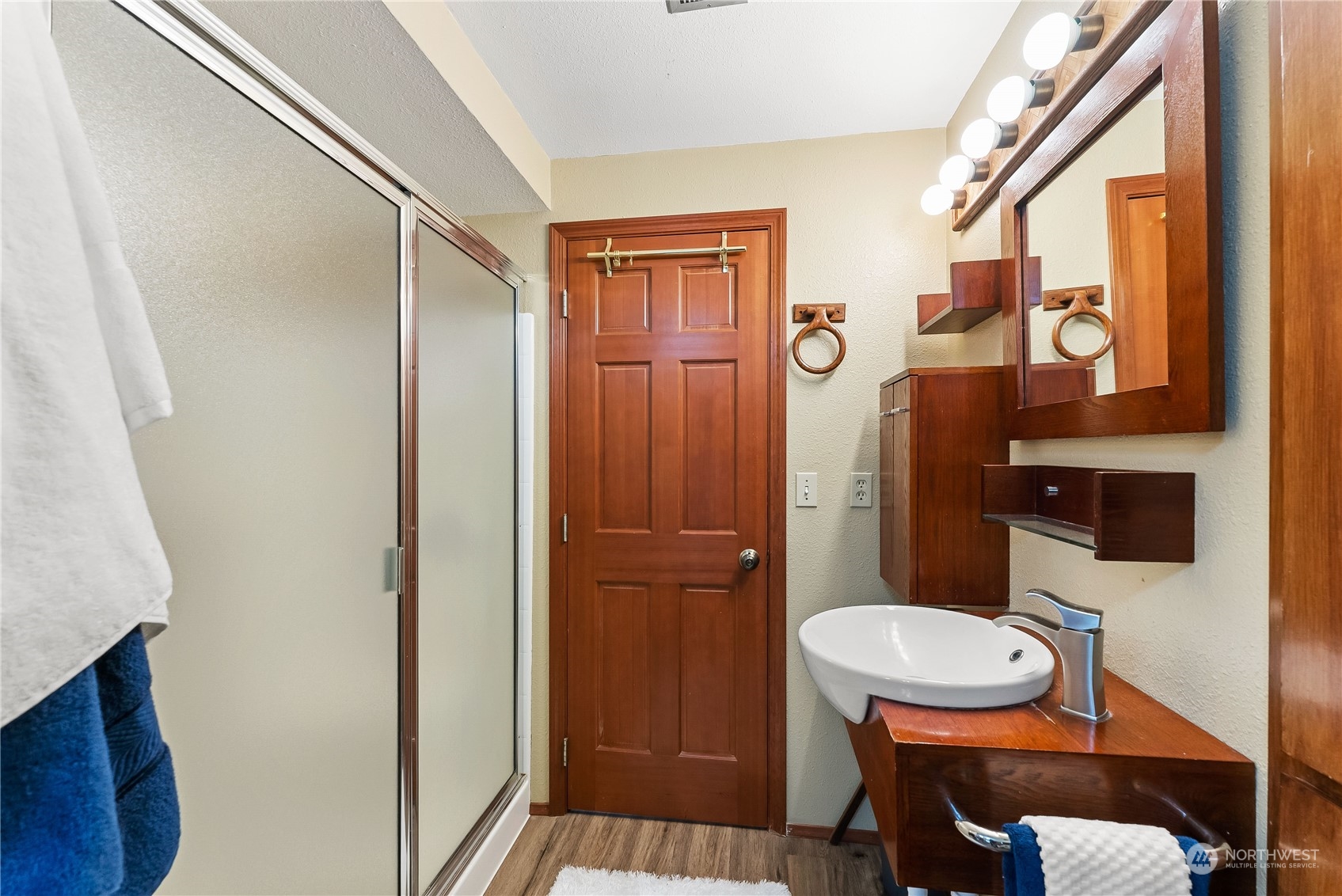 7510 & 7520 SE Nelson Road