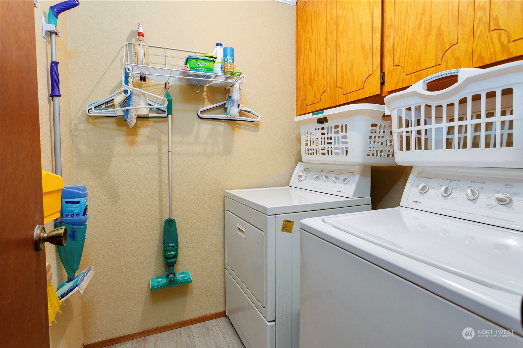 3739 N Bennett Street