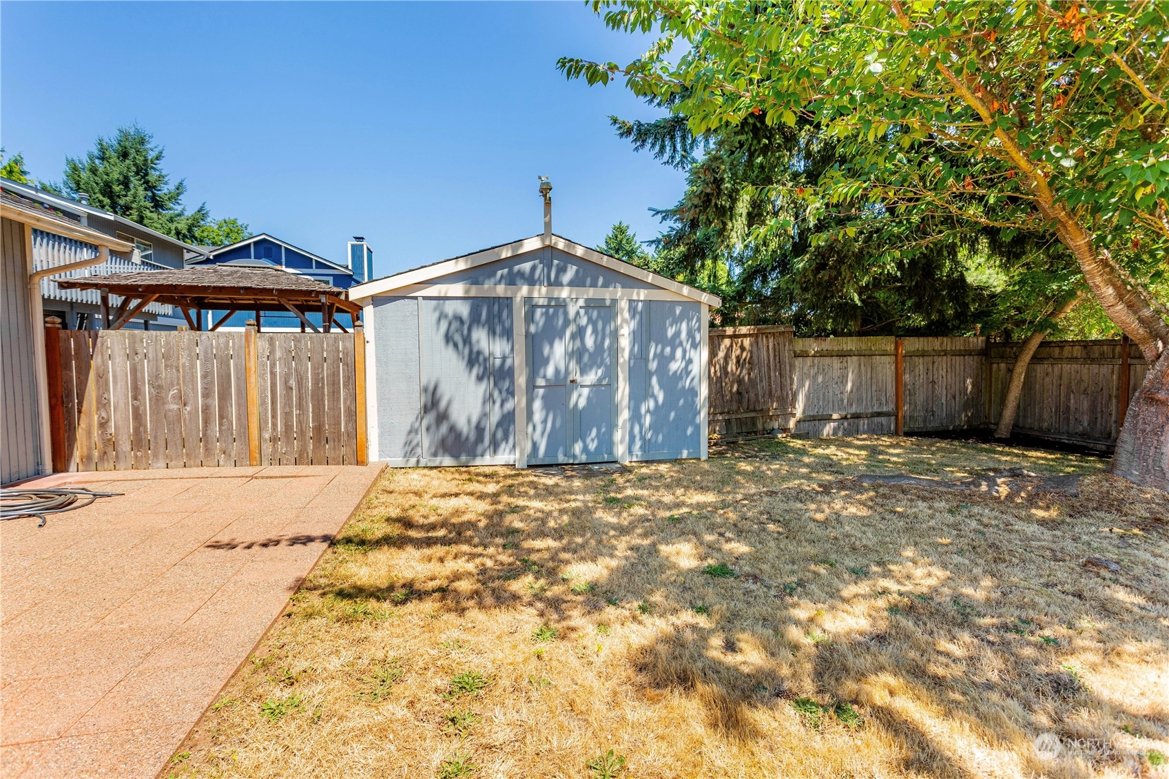 3739 N Bennett Street