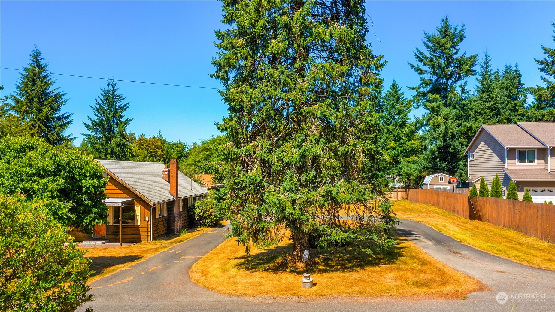 1089 SE Salmonberry Road