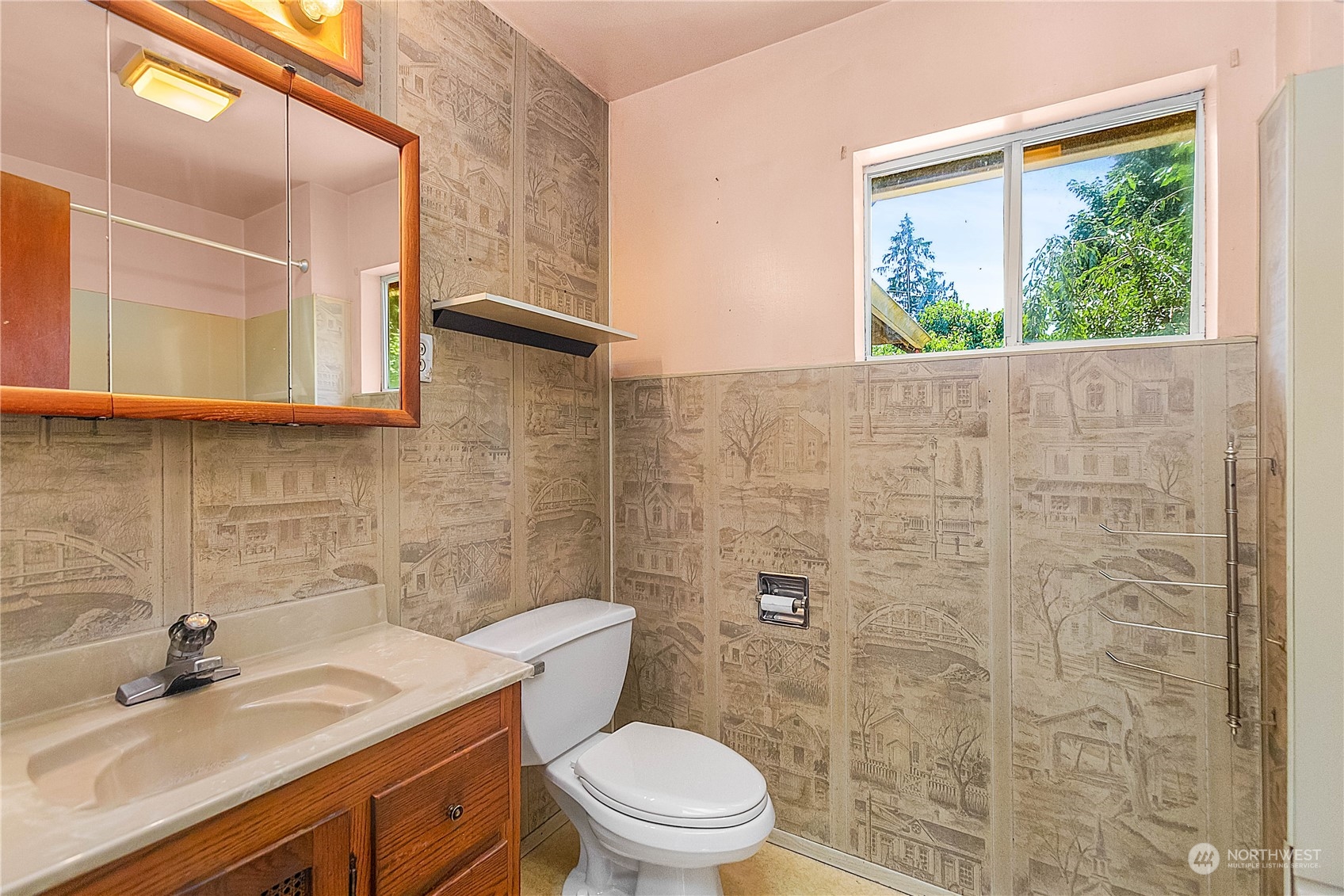 1089 SE Salmonberry Road