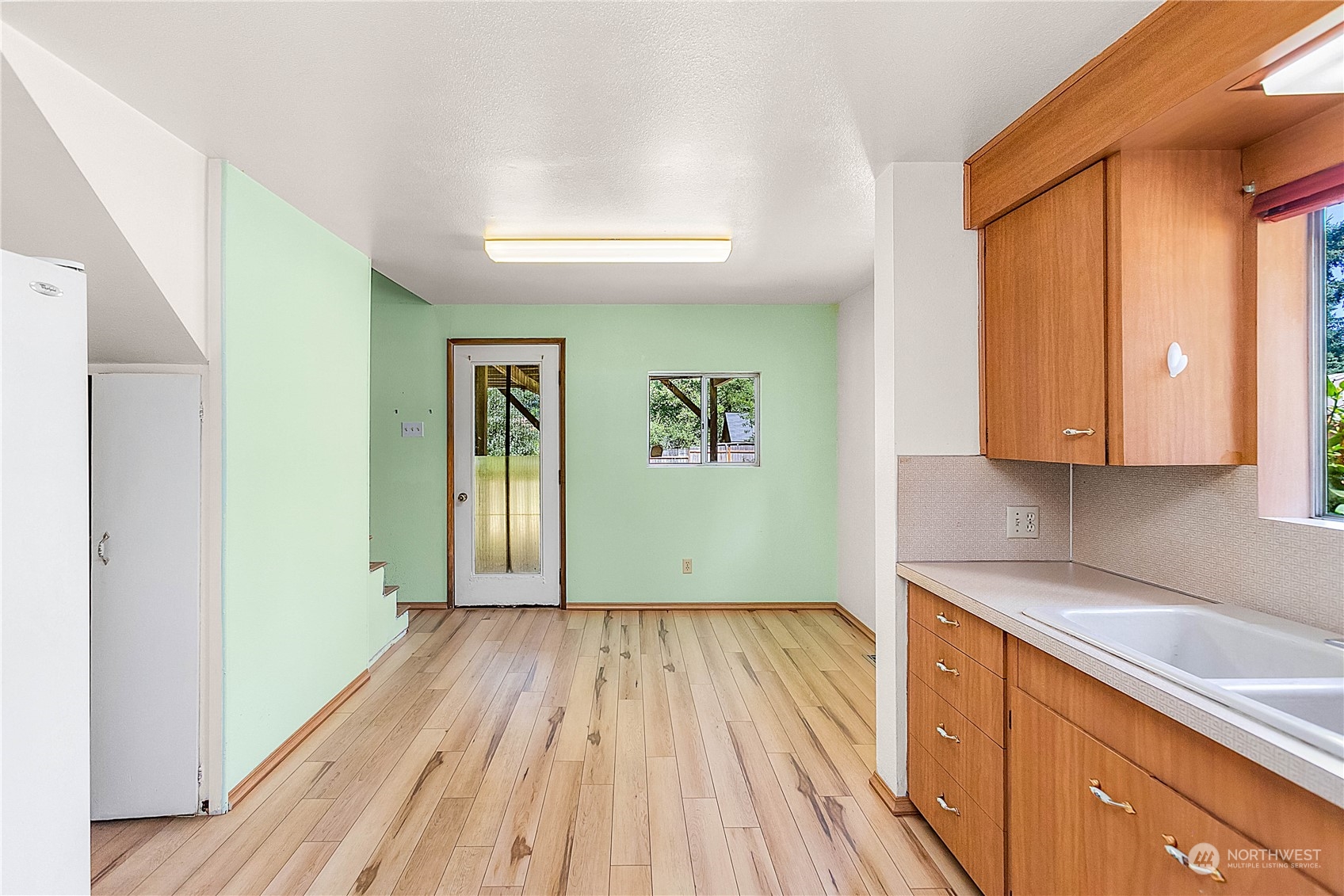 1089 SE Salmonberry Road