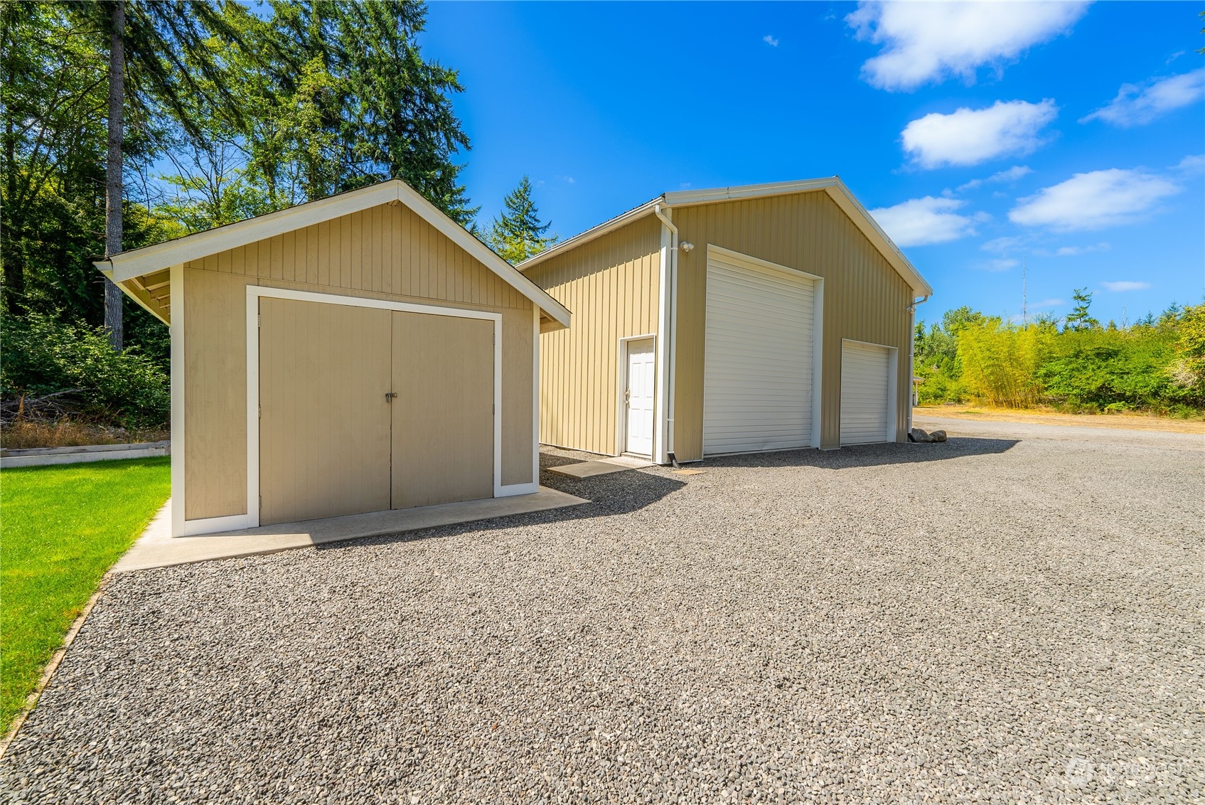 13658 Woodside Lane SW