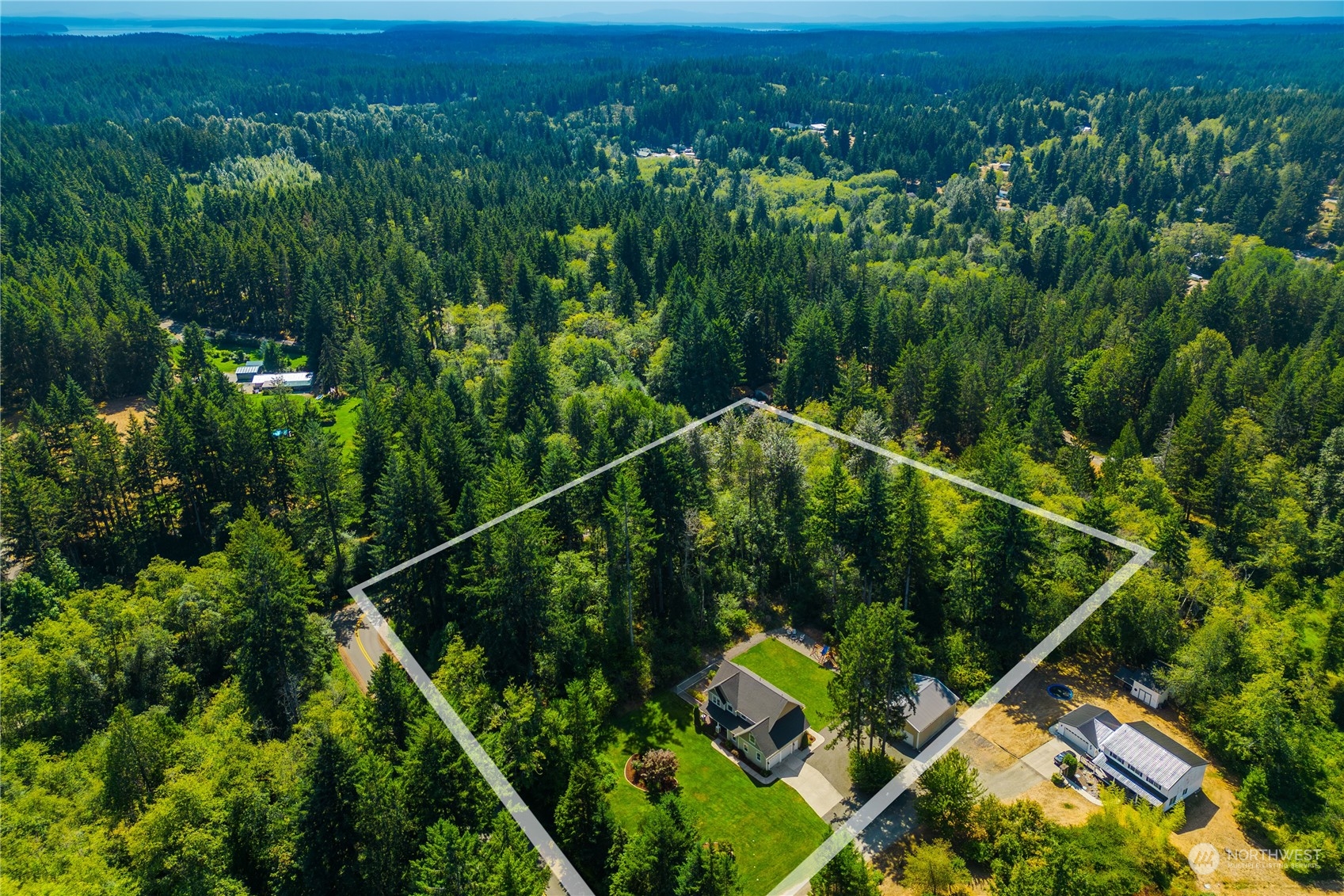 13658 Woodside Lane SW