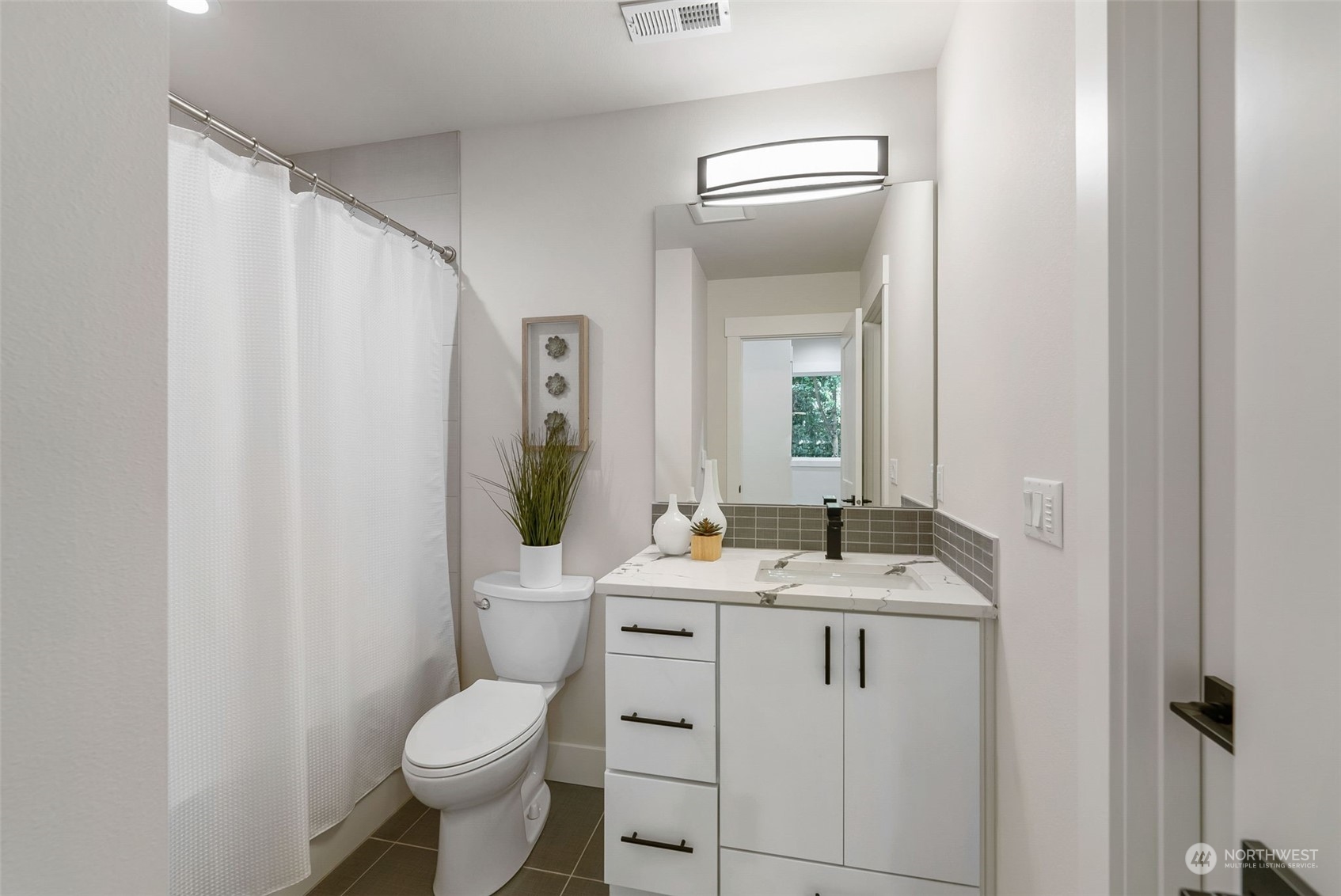 6508 Sunny Bay Road NW