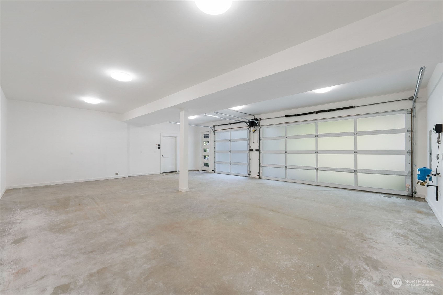 6508 Sunny Bay Road NW