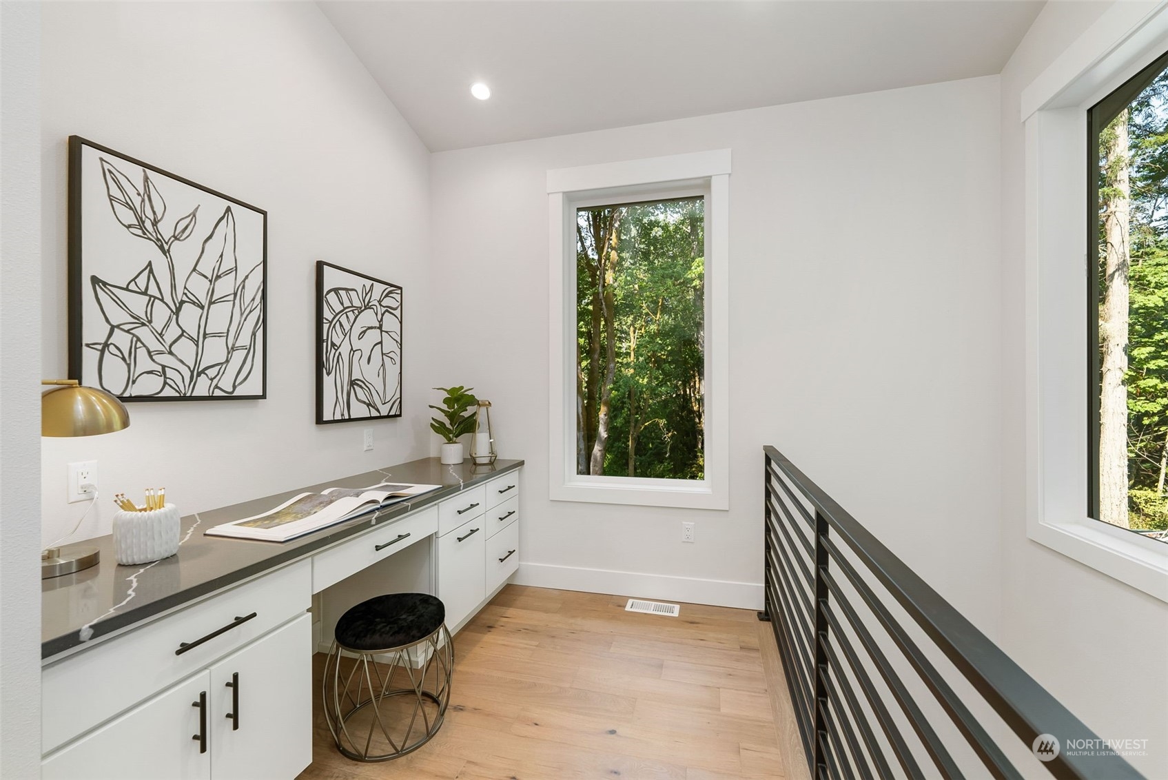 6508 Sunny Bay Road NW