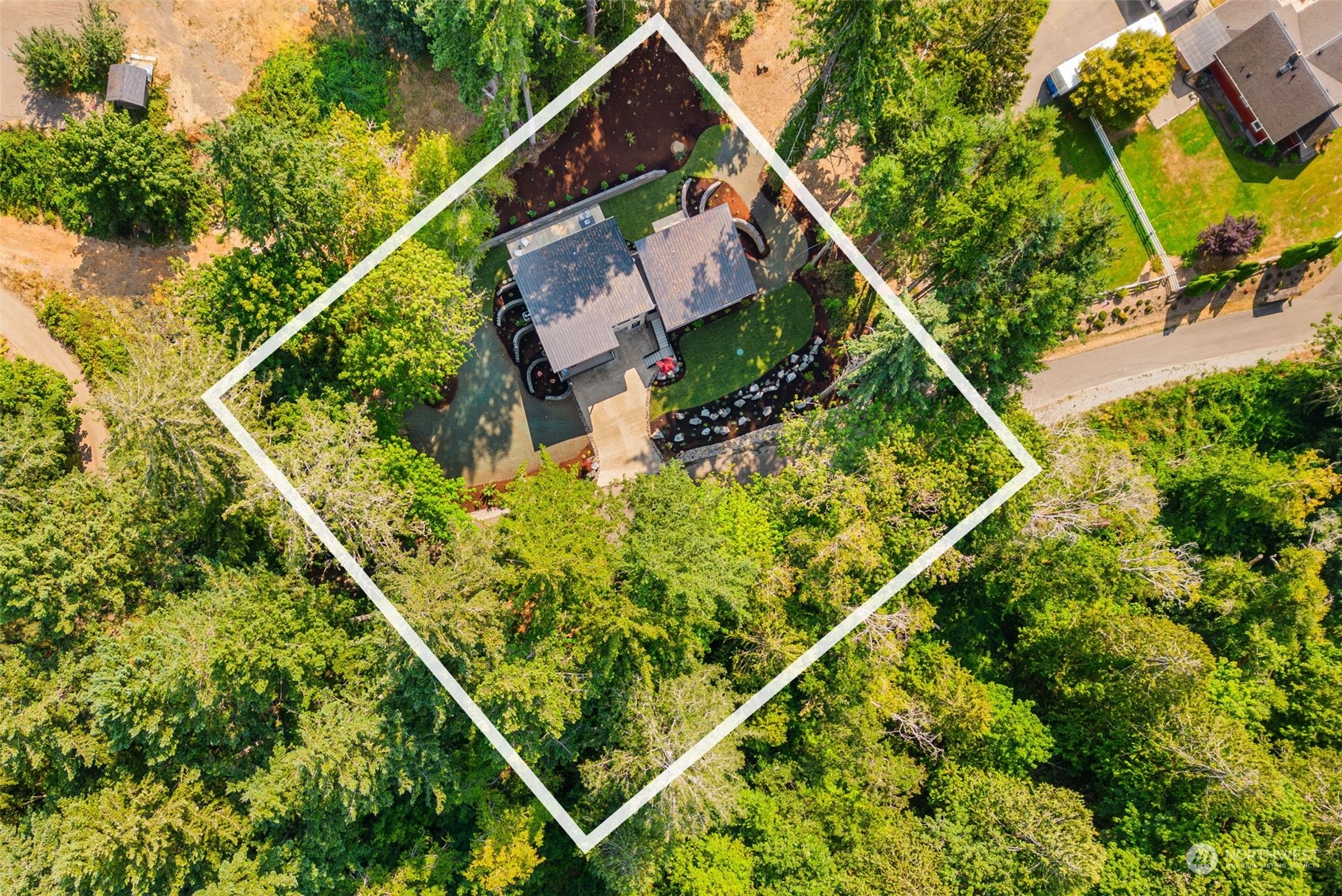 6508 Sunny Bay Road NW