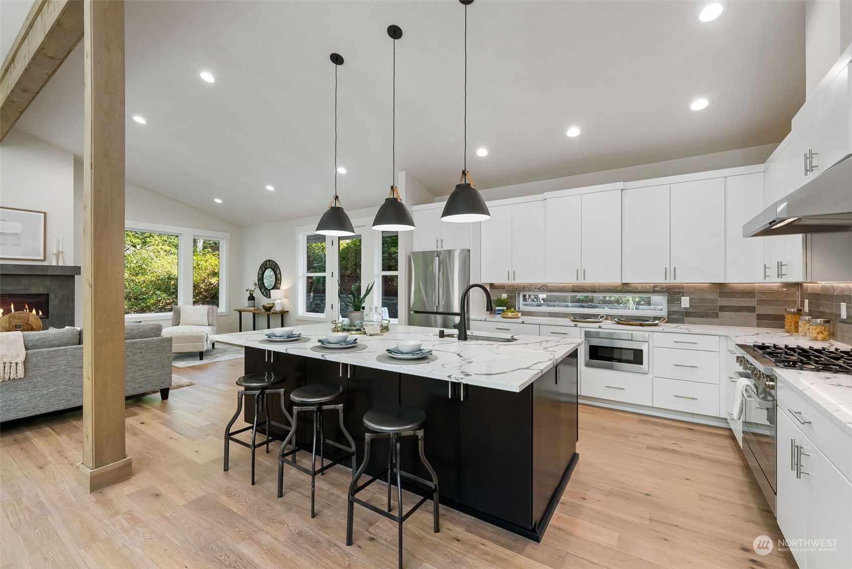 6508 Sunny Bay Road NW