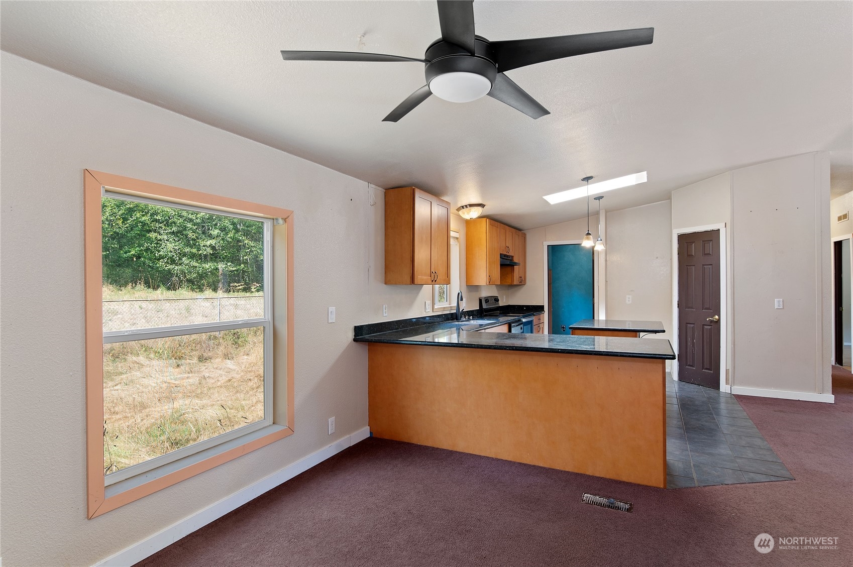 617 Meadowood Drive W