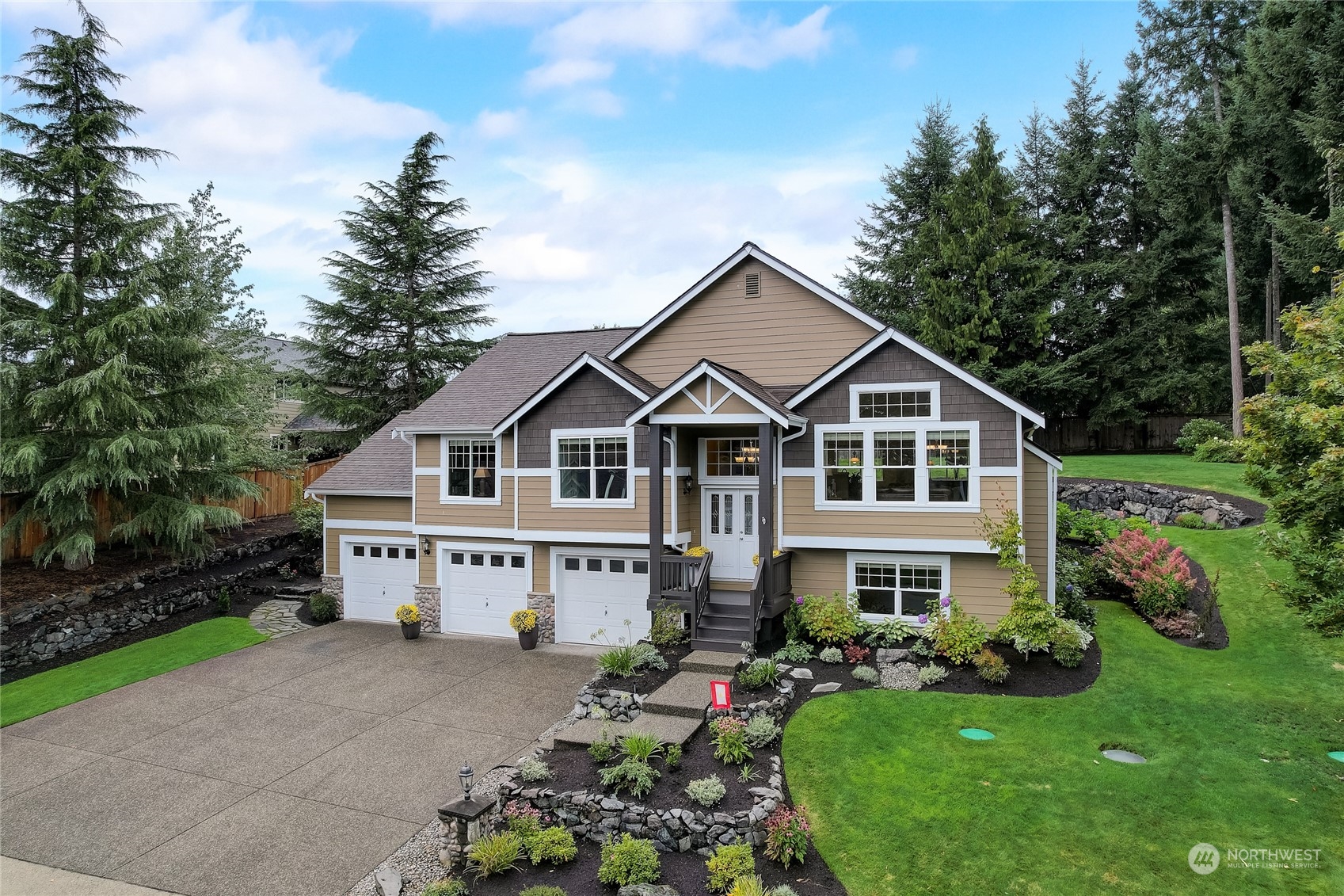 11124 63rd Avenue NW