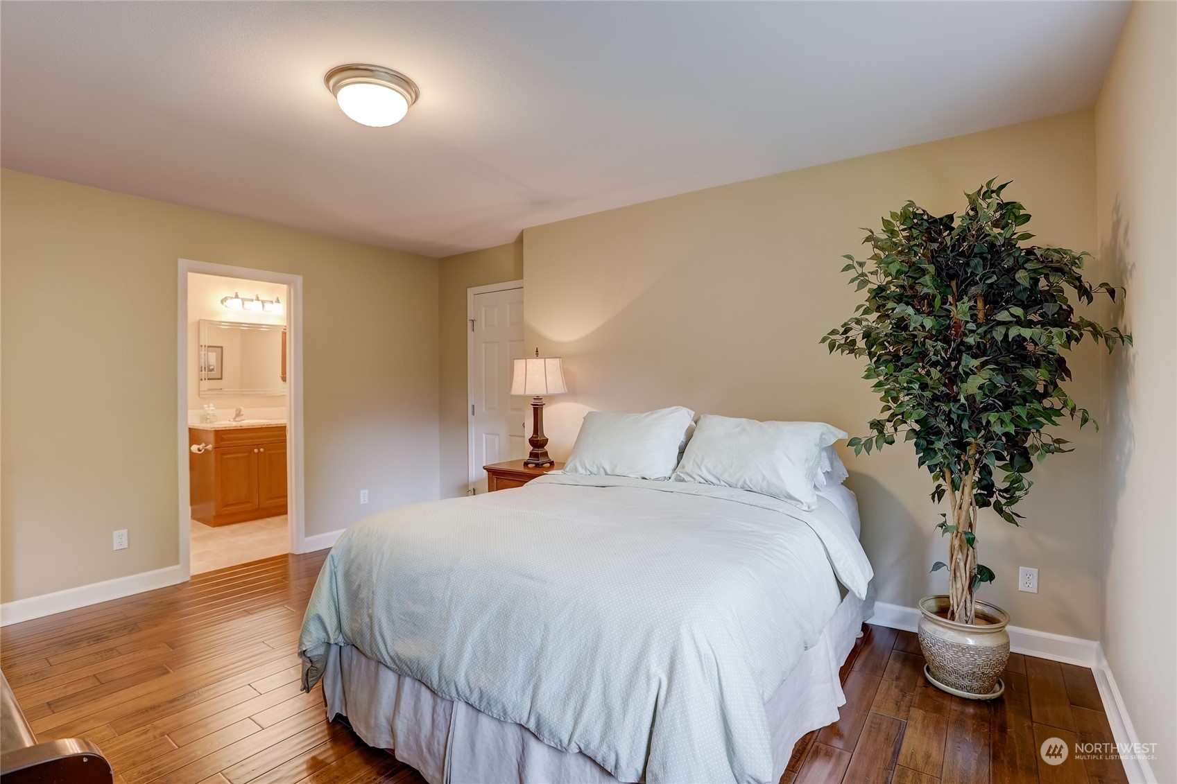 11124 63rd Avenue NW