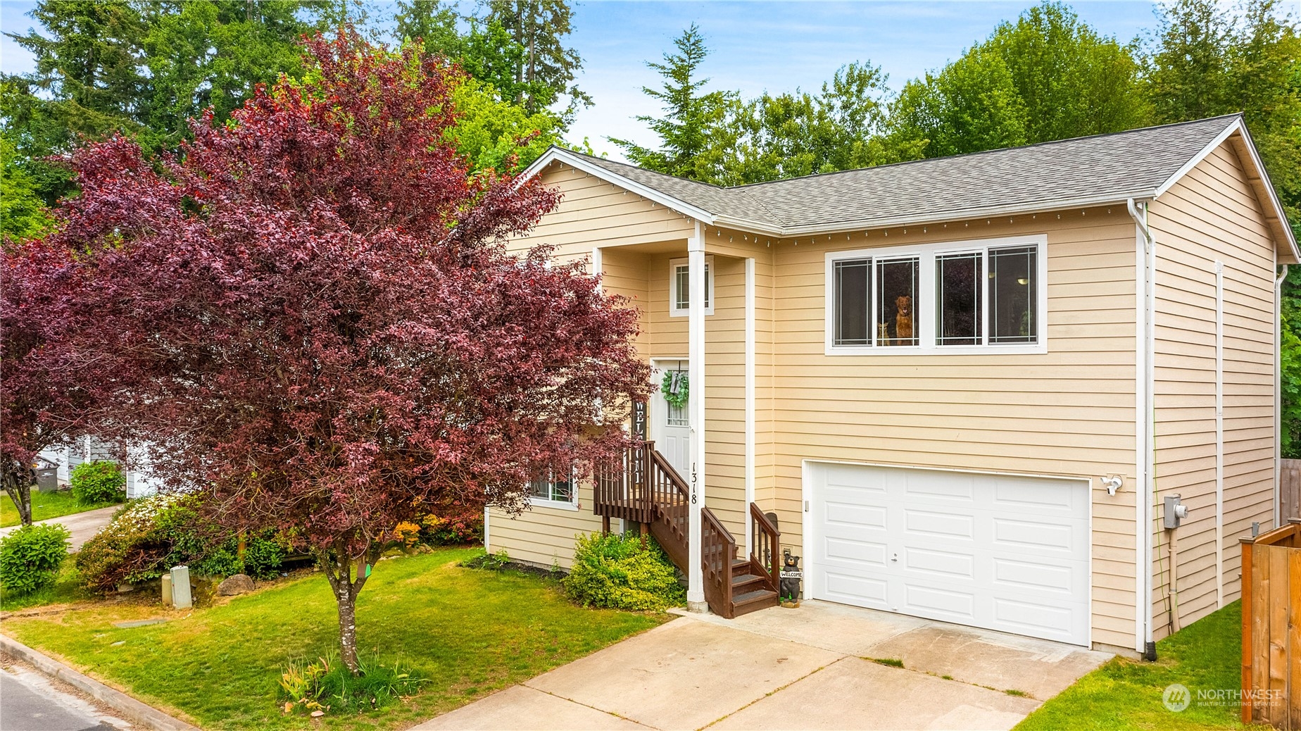 1318 SE Casandra Loop