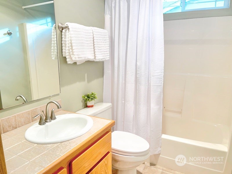 1490 E Old Ranch Road