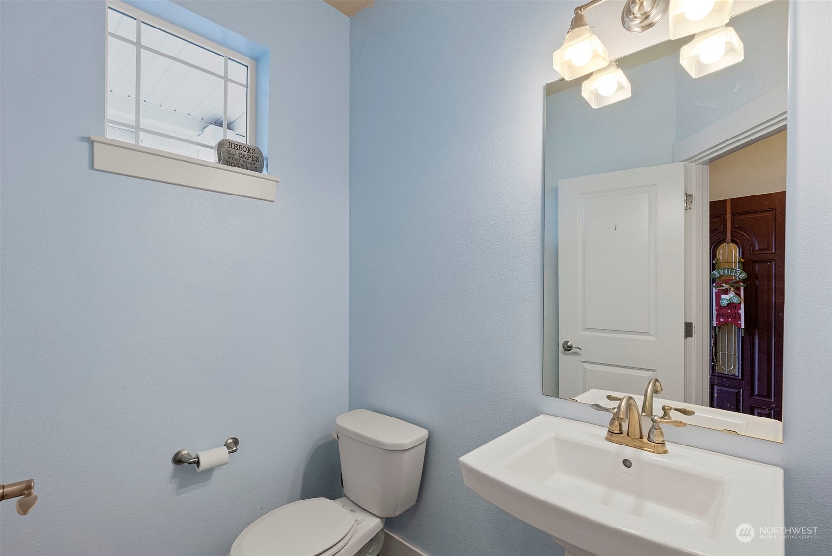 2728 SW Egret Street