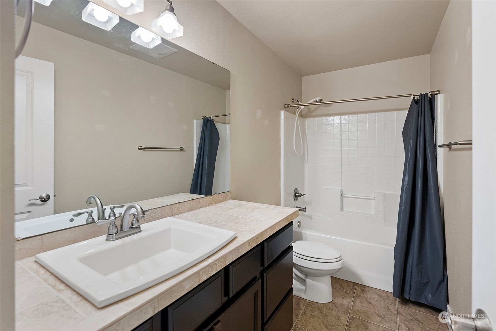 2728 SW Egret Street