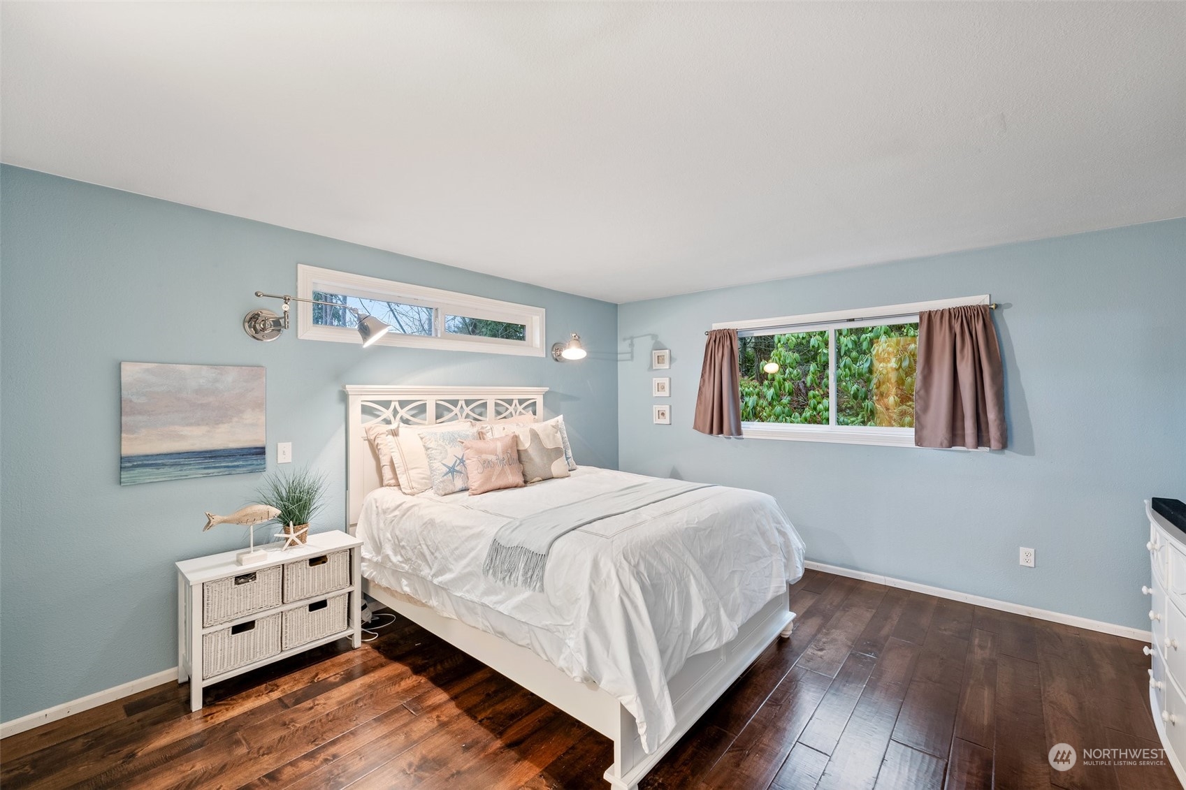 6702 Silver Springs Drive NW