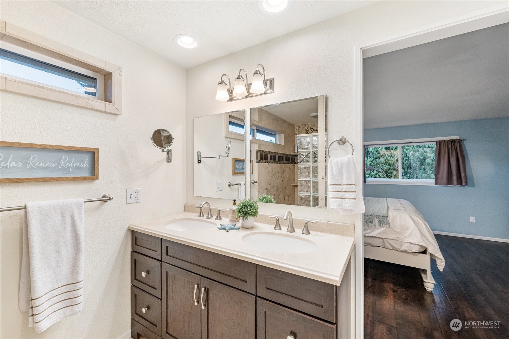 6702 Silver Springs Drive NW