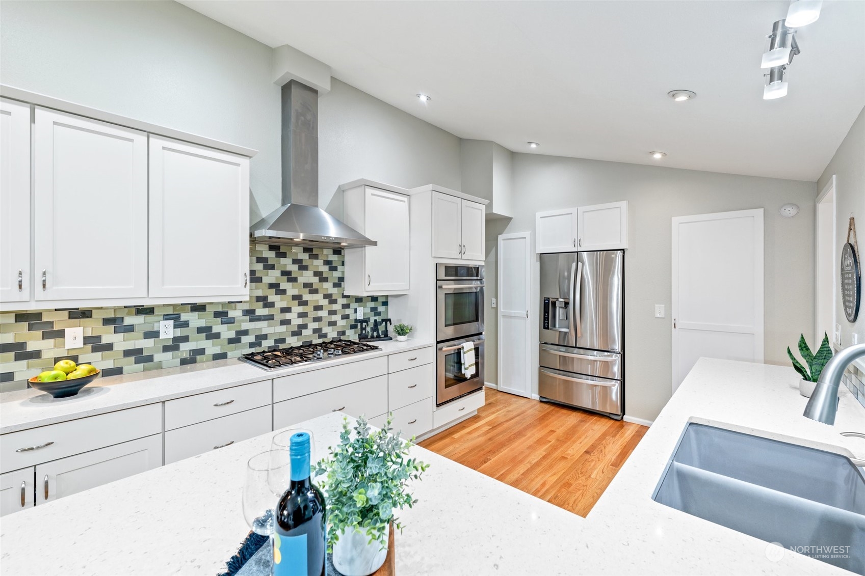 6702 Silver Springs Drive NW