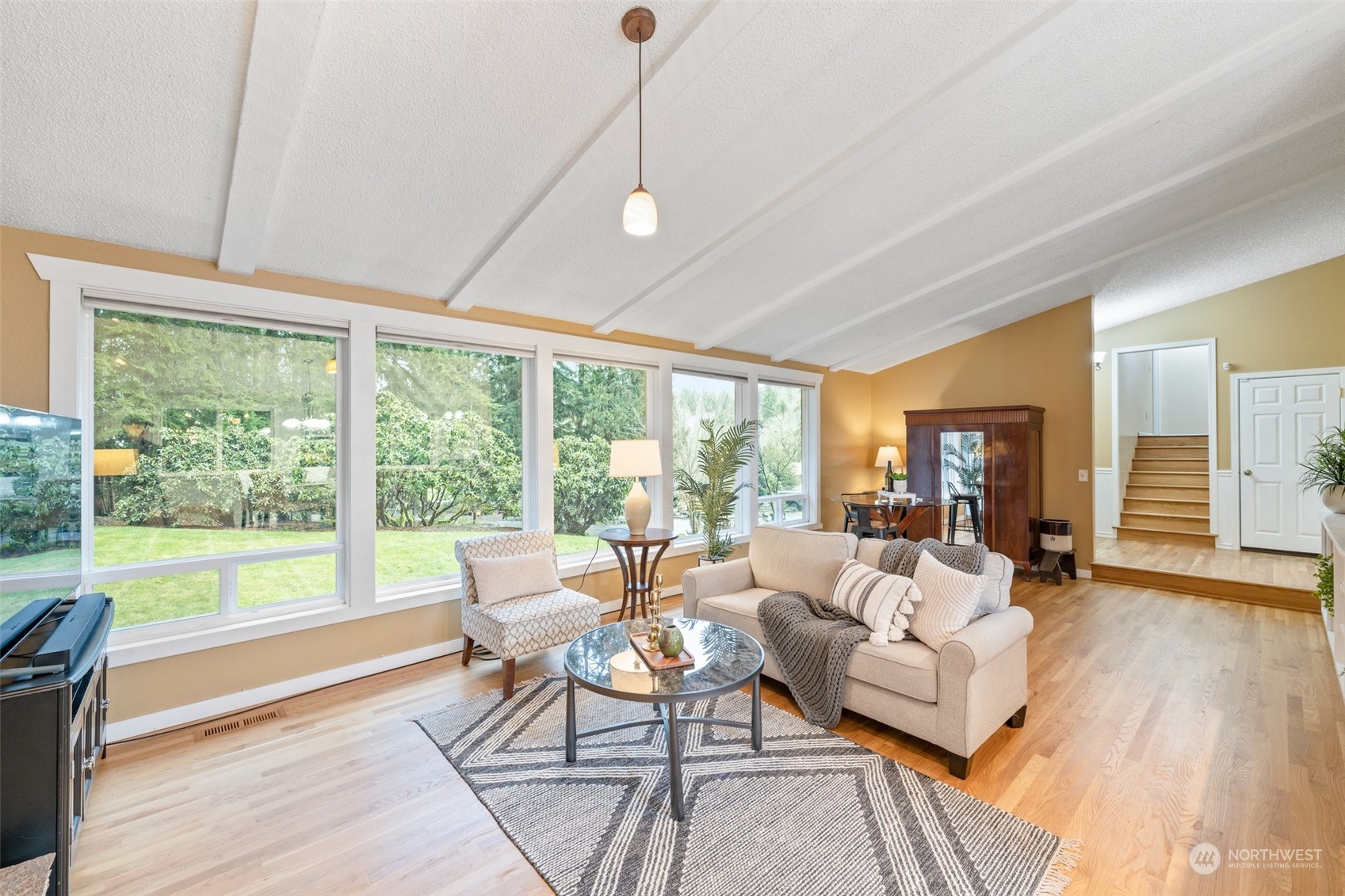 6702 Silver Springs Drive NW