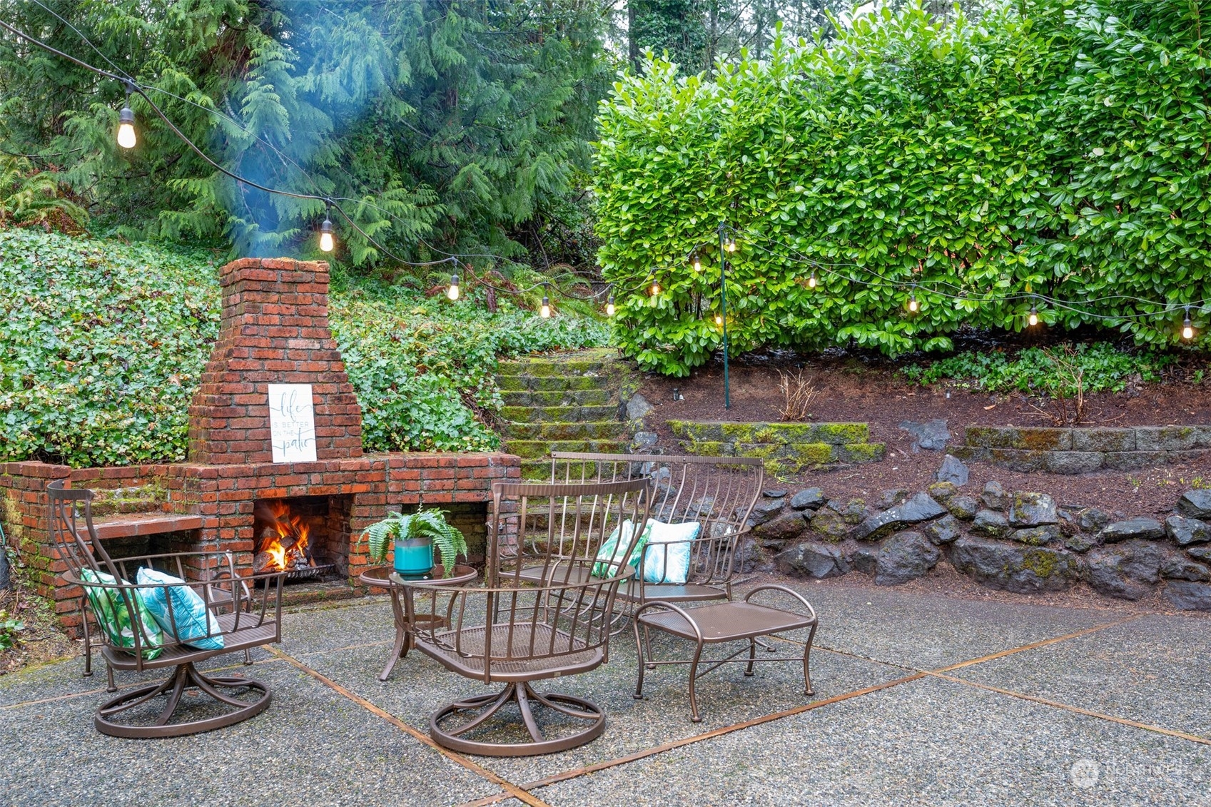 6702 Silver Springs Drive NW