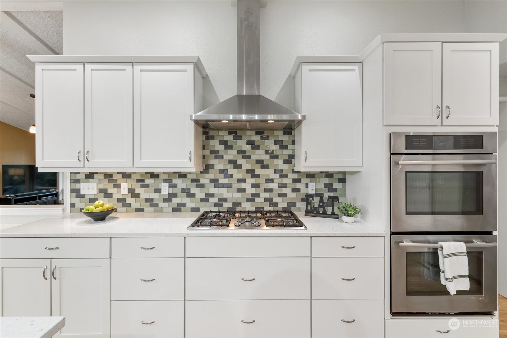 6702 Silver Springs Drive NW