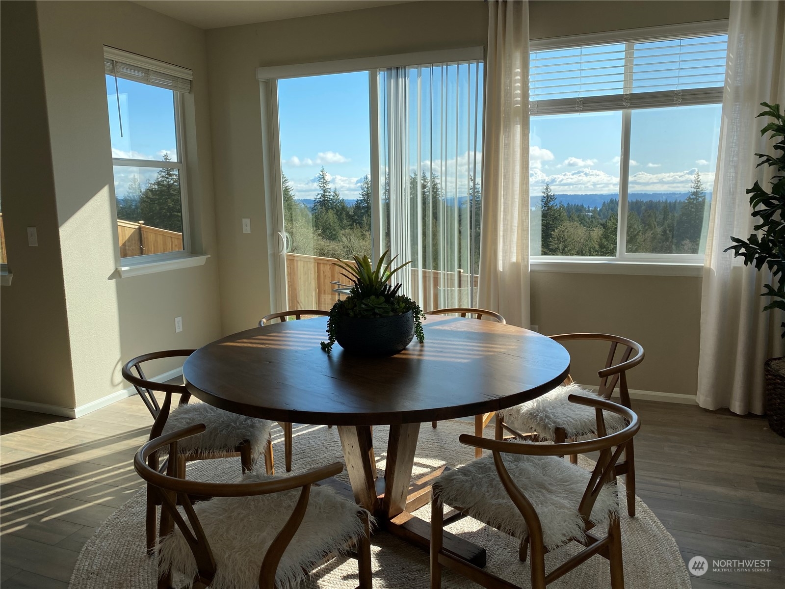 1106 Baker Heights Loop Unit: 220