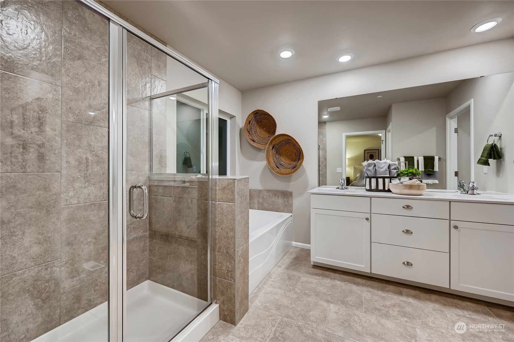 1106 Baker Heights Loop Unit: 220