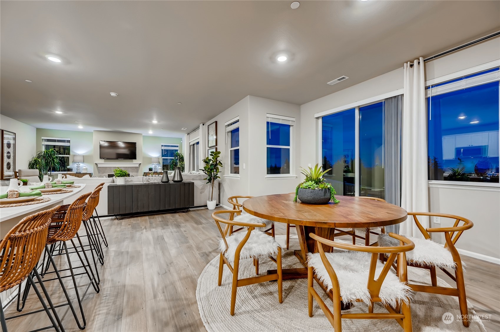 1106 Baker Heights Loop Unit: 220