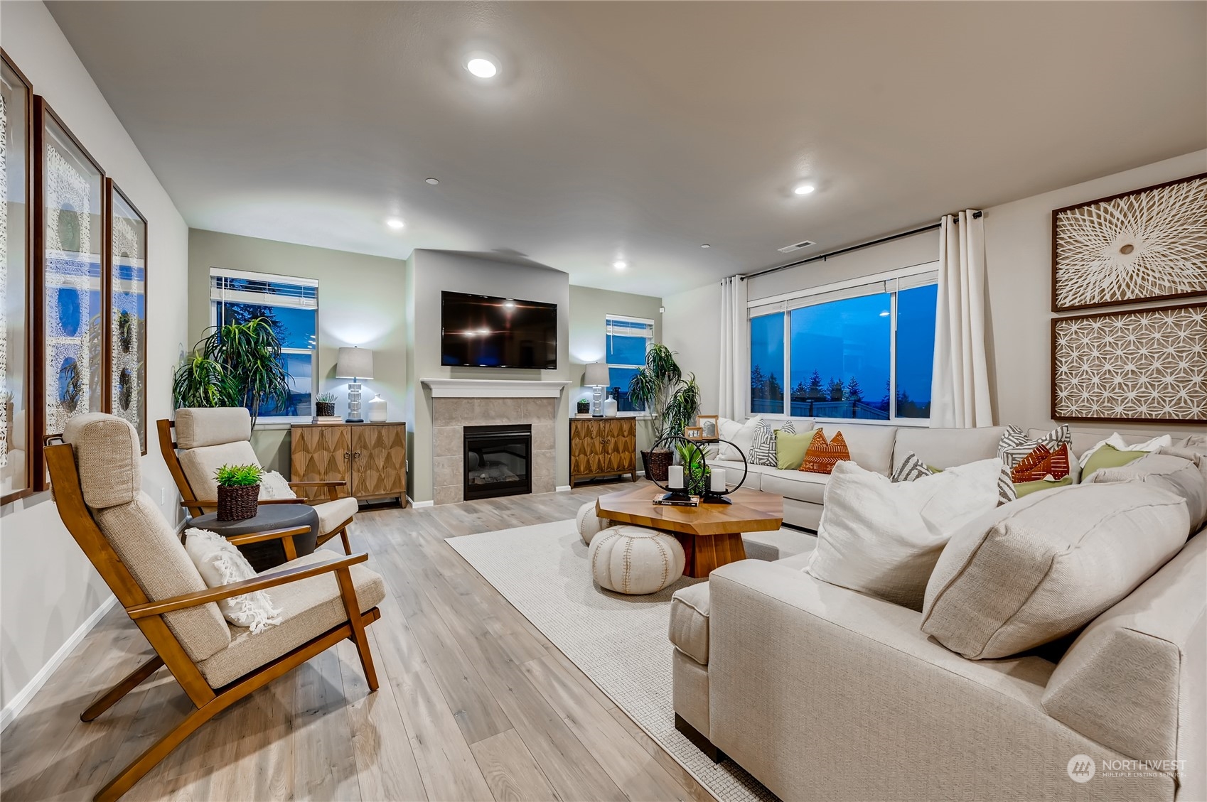 1106 Baker Heights Loop Unit: 220