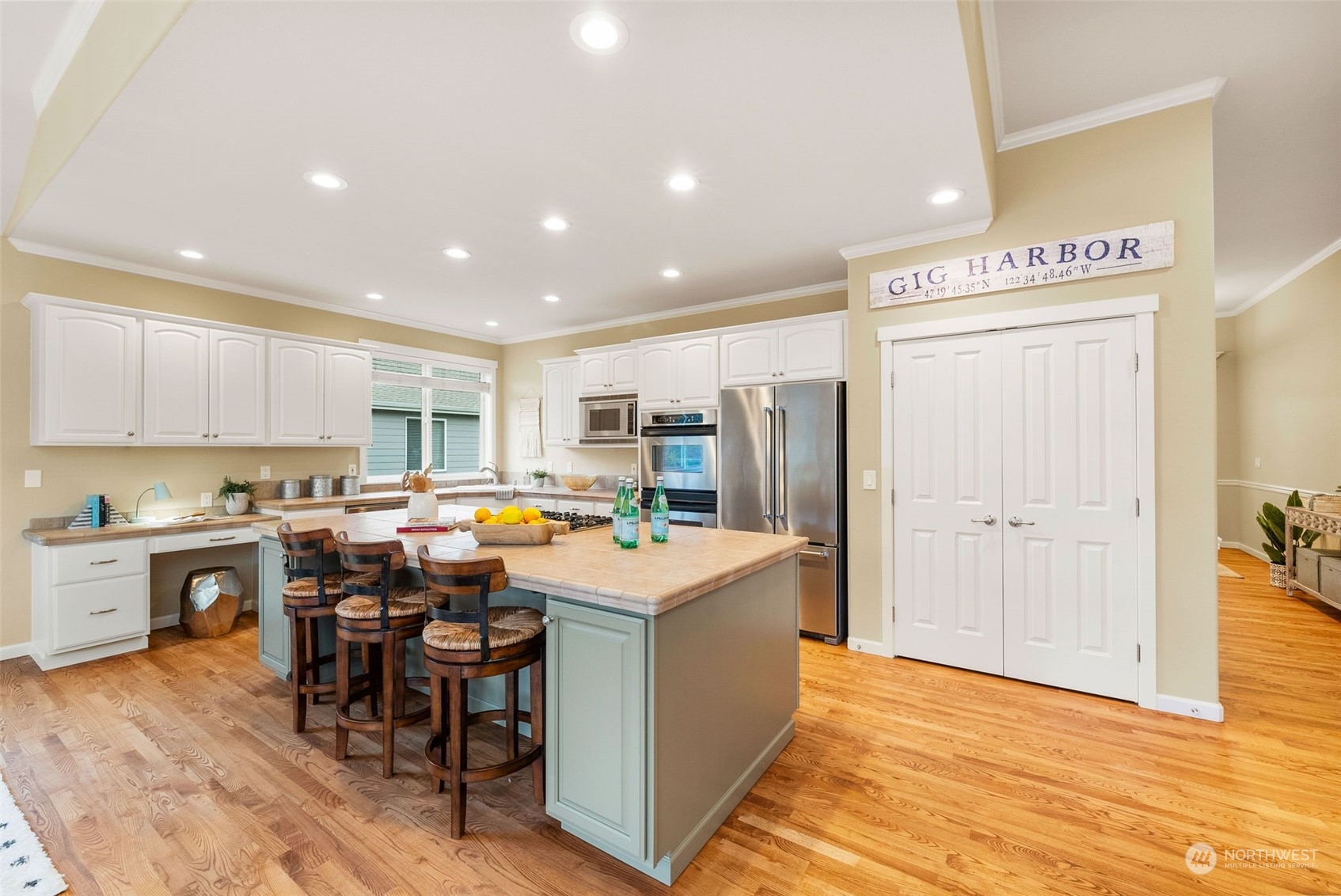 9504 31st Avenue Ct NW