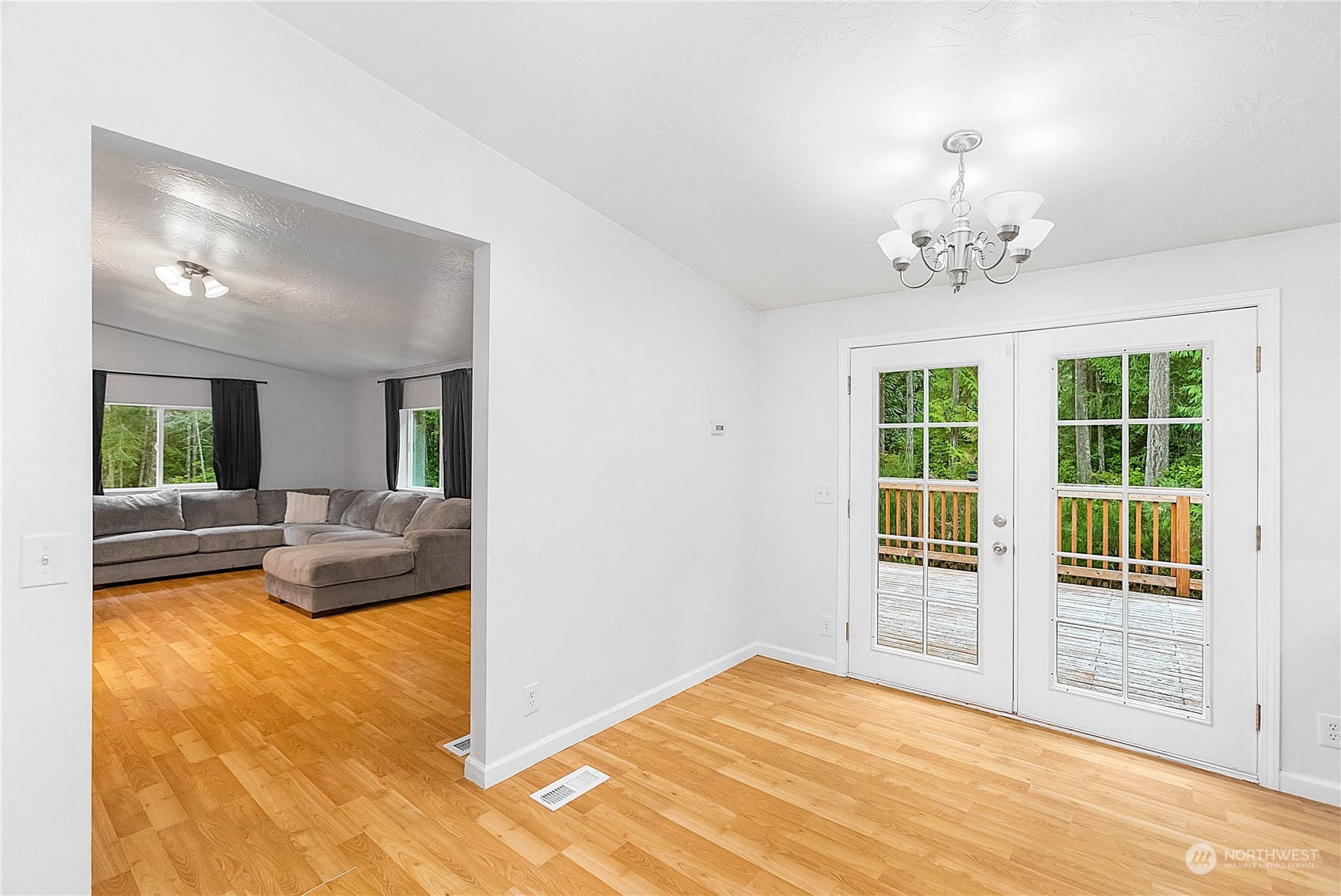 90 E Midnight Court