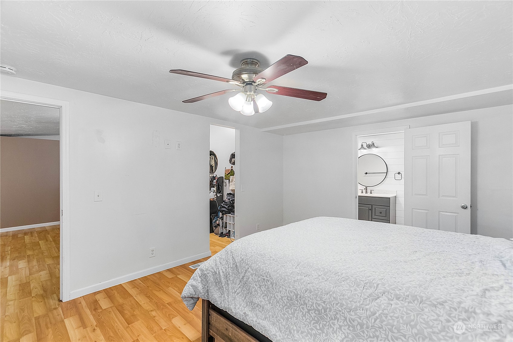 90 E Midnight Court