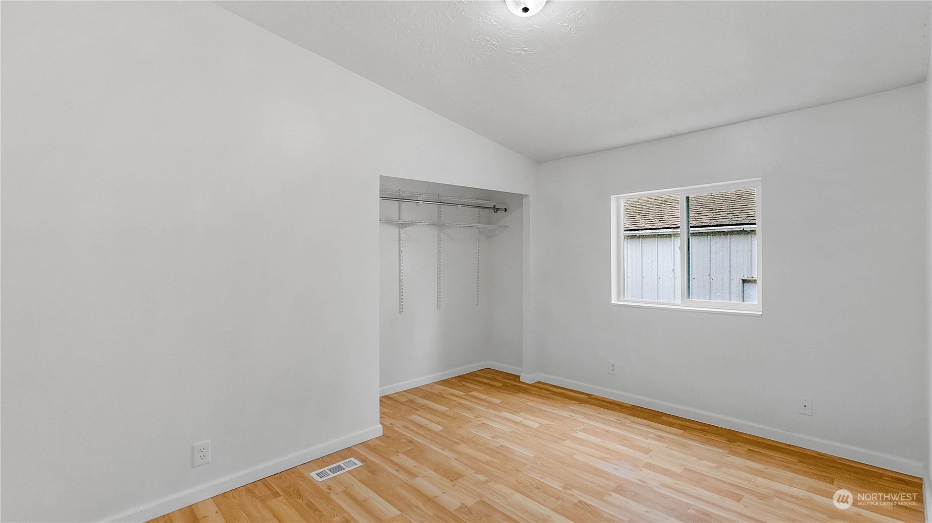 90 E Midnight Court