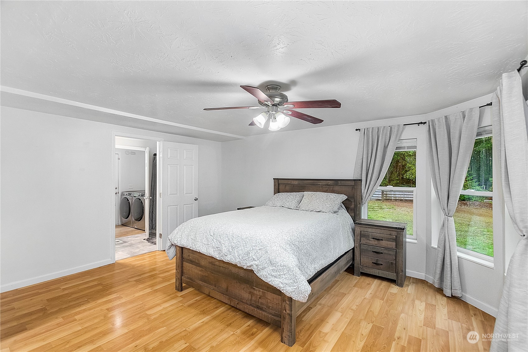 90 E Midnight Court