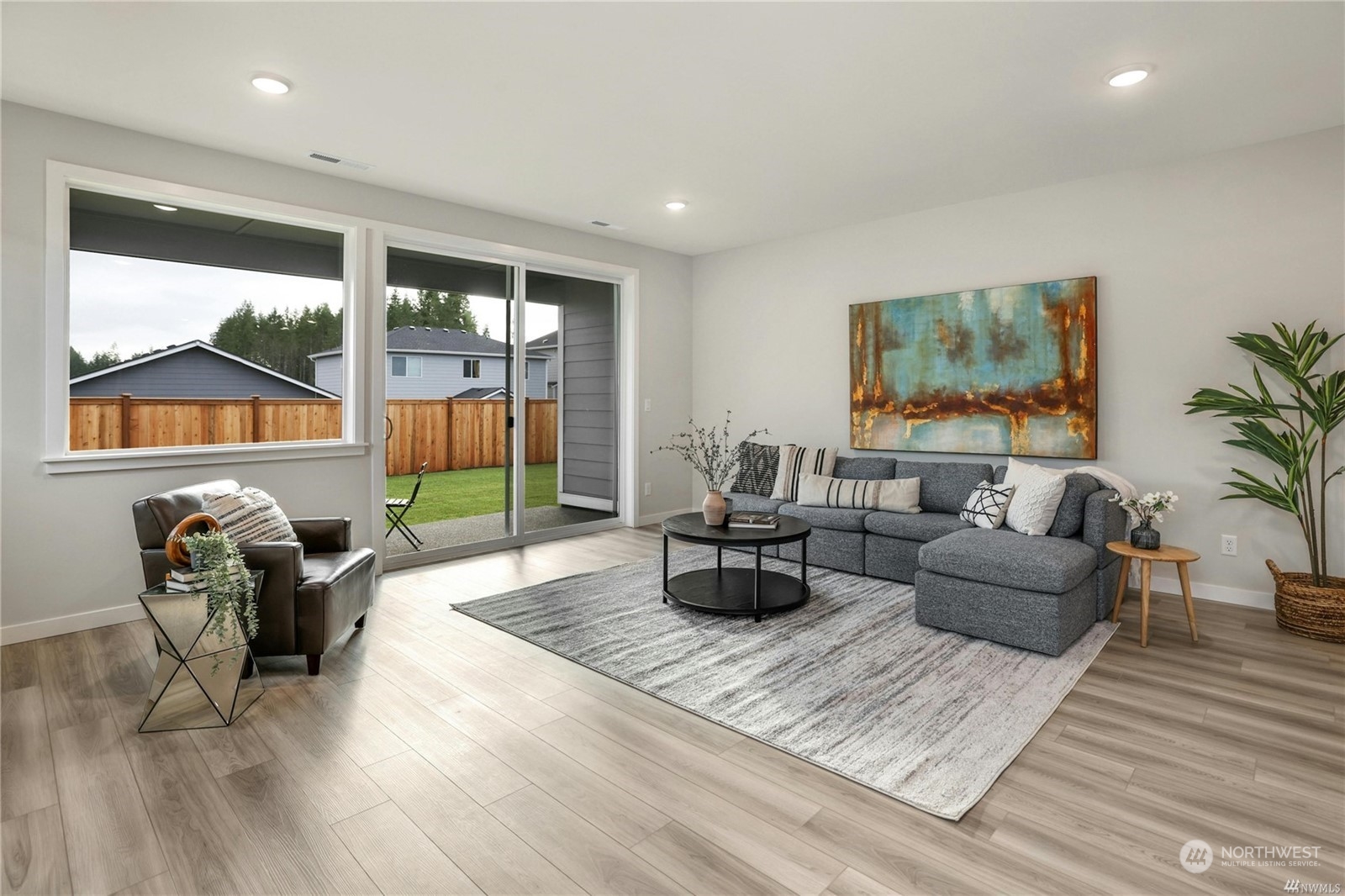 22108 Jameson Avenue NW Unit: 05