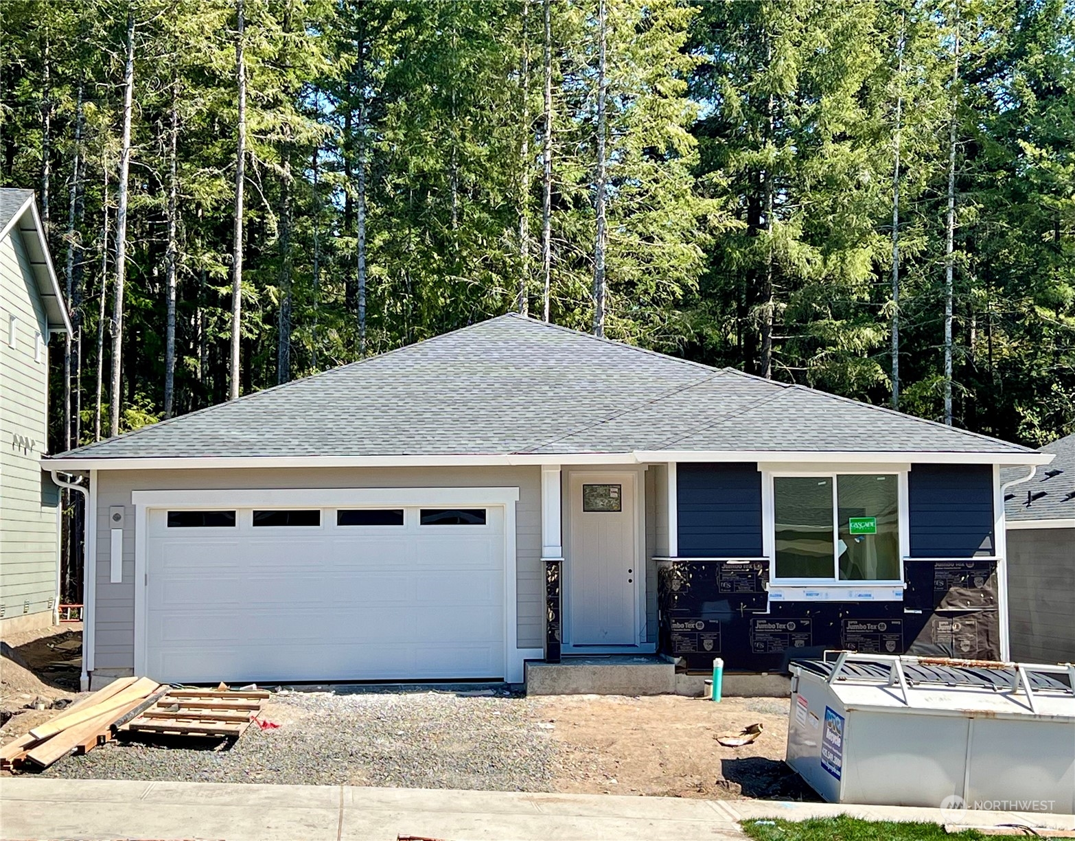 22108 Jameson Avenue NW Unit: 05