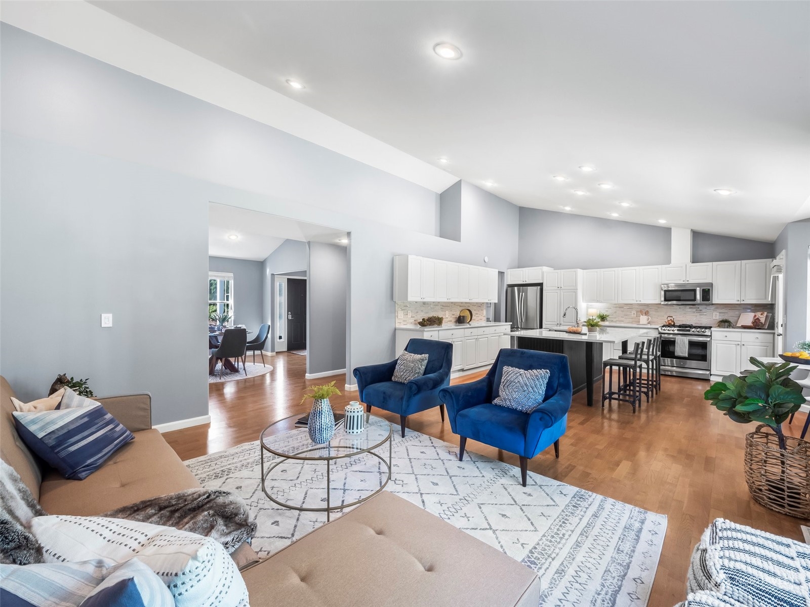 1115 136th Street NW