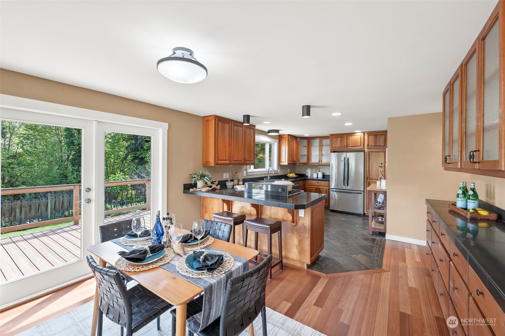 3620 Vernhardson Street