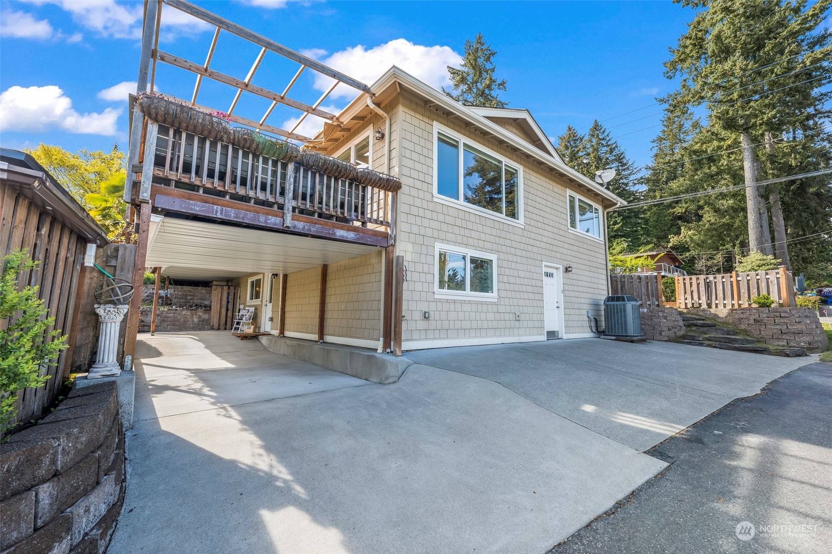 3620 Vernhardson Street