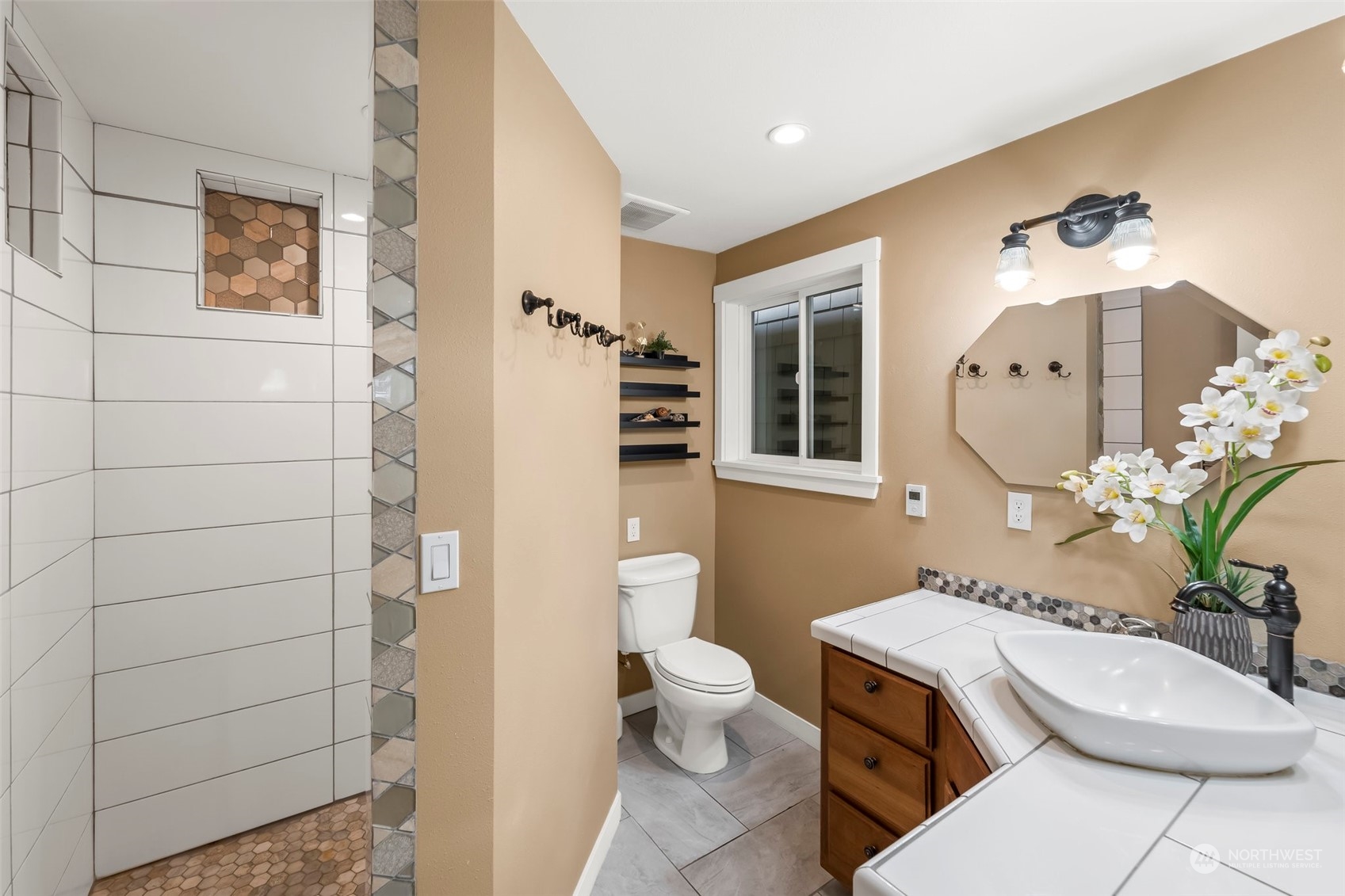 3620 Vernhardson Street