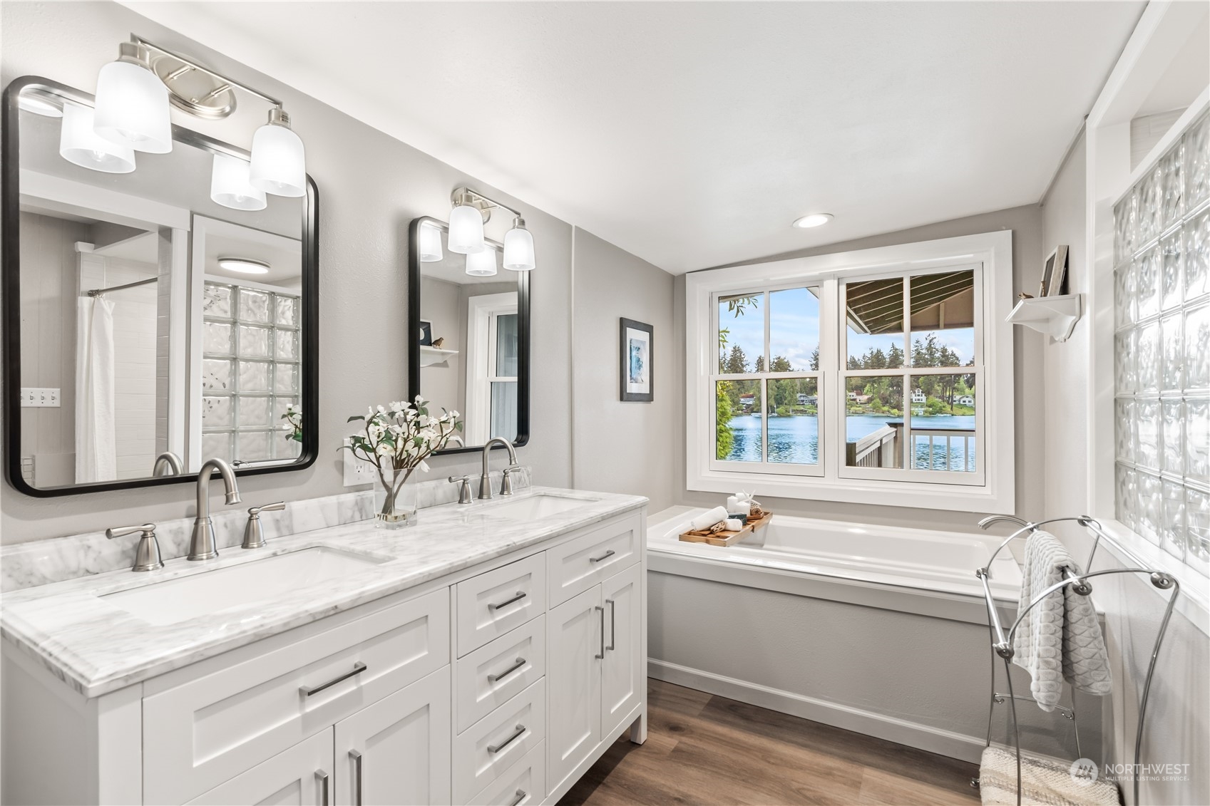 10435 Lake Steilacoom Drive SW