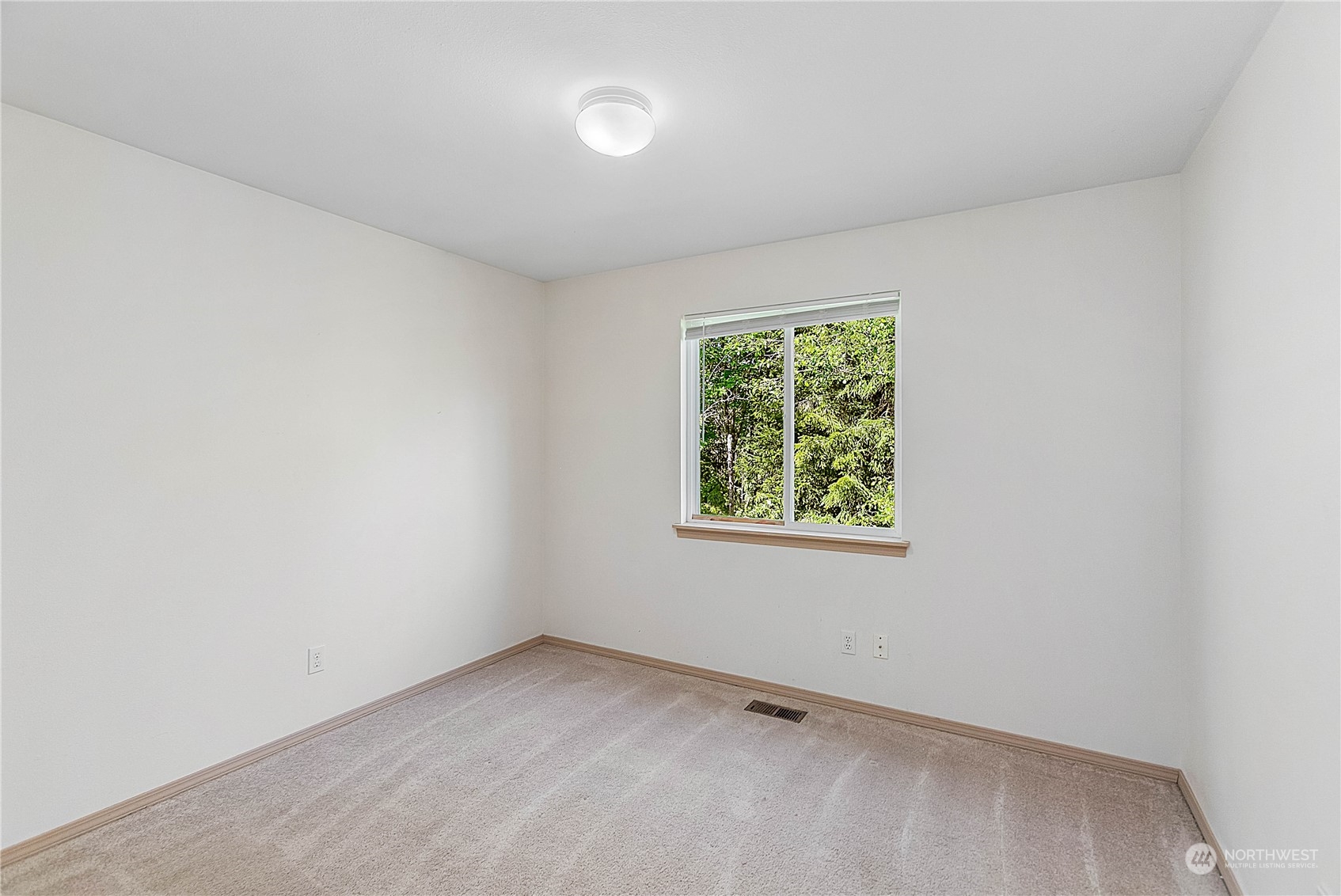 1120 Eagle Crest Place