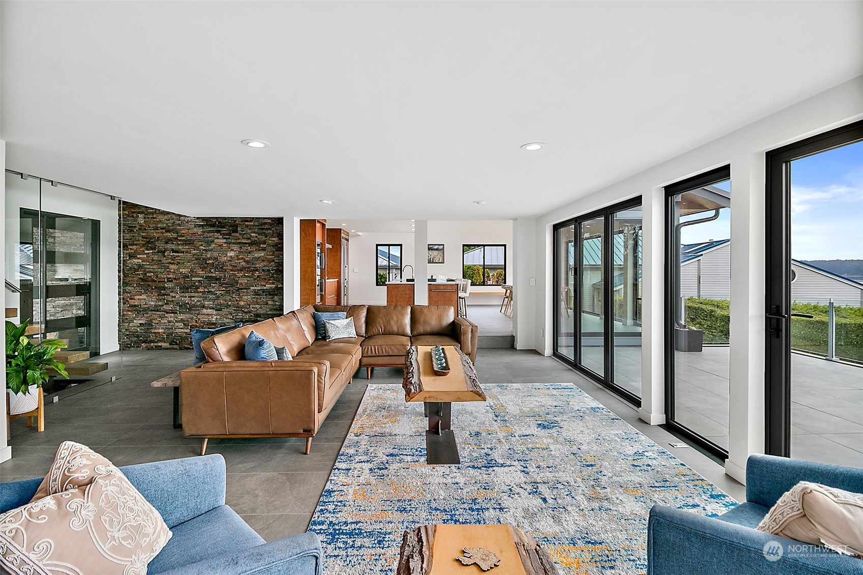 6729 Cascade Avenue