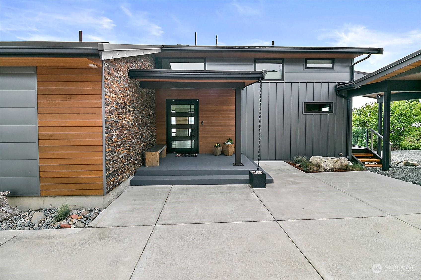 6729 Cascade Avenue