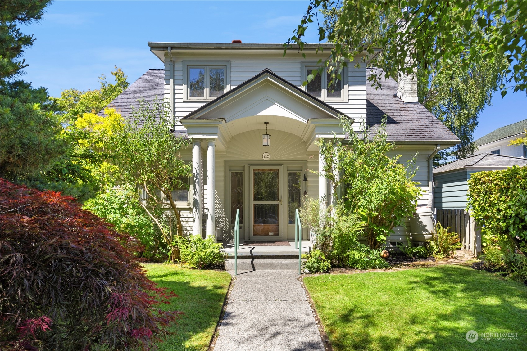 2712 N Cedar Street