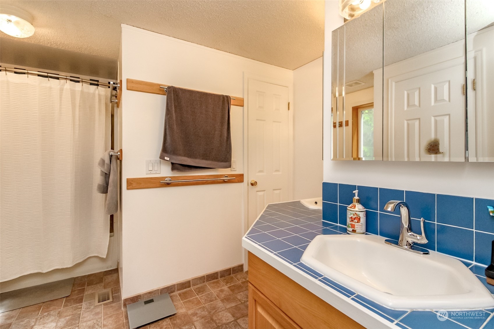 6613 Stone Farm Lane NW