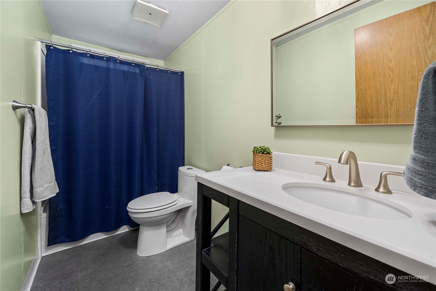 1524 Bertha Avenue NW